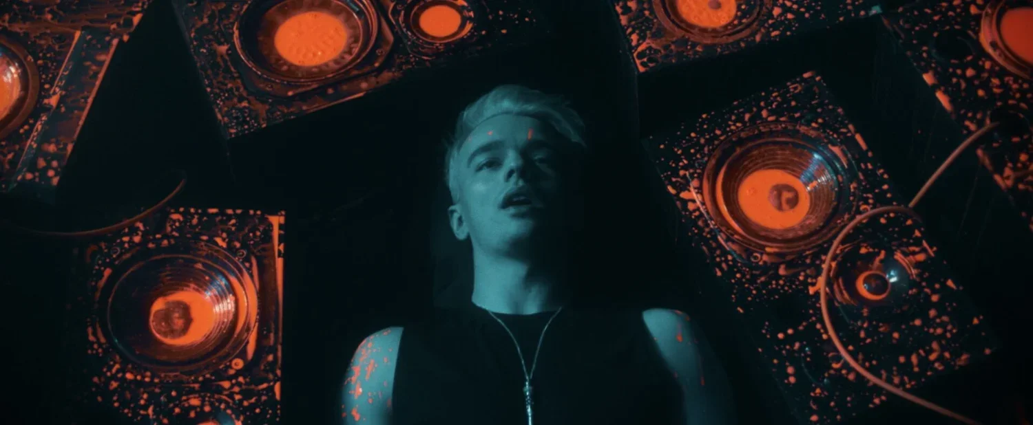XTC color grade, frame 14
